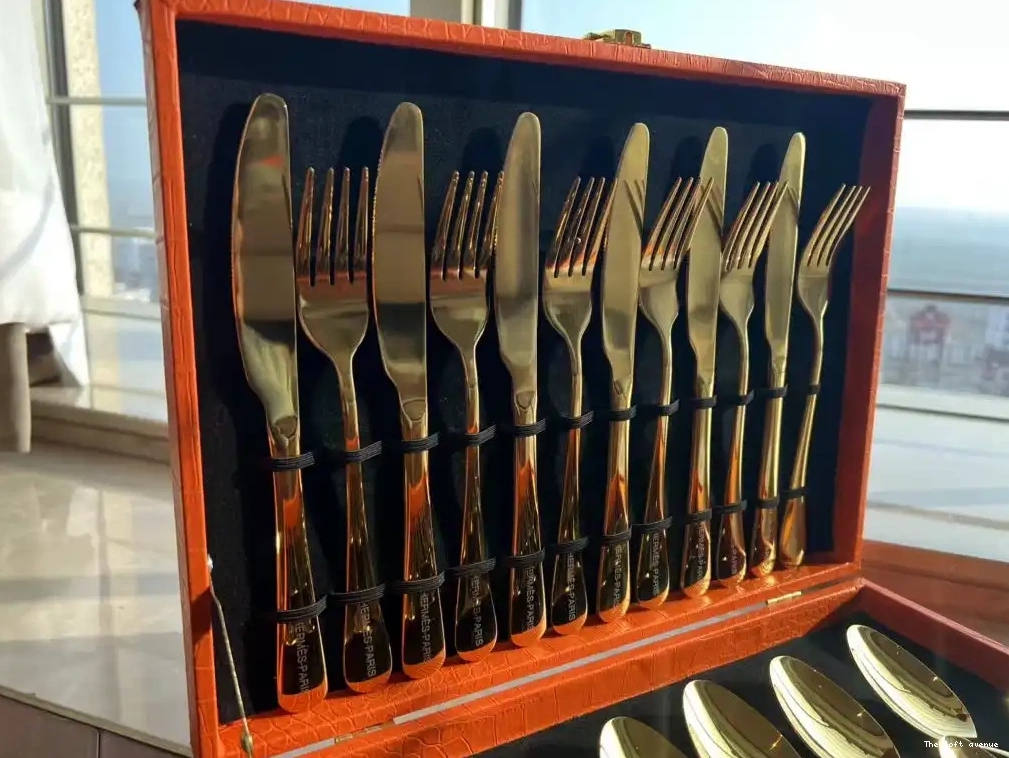 HERMES CUSTOM CUTLERY SET 0515
